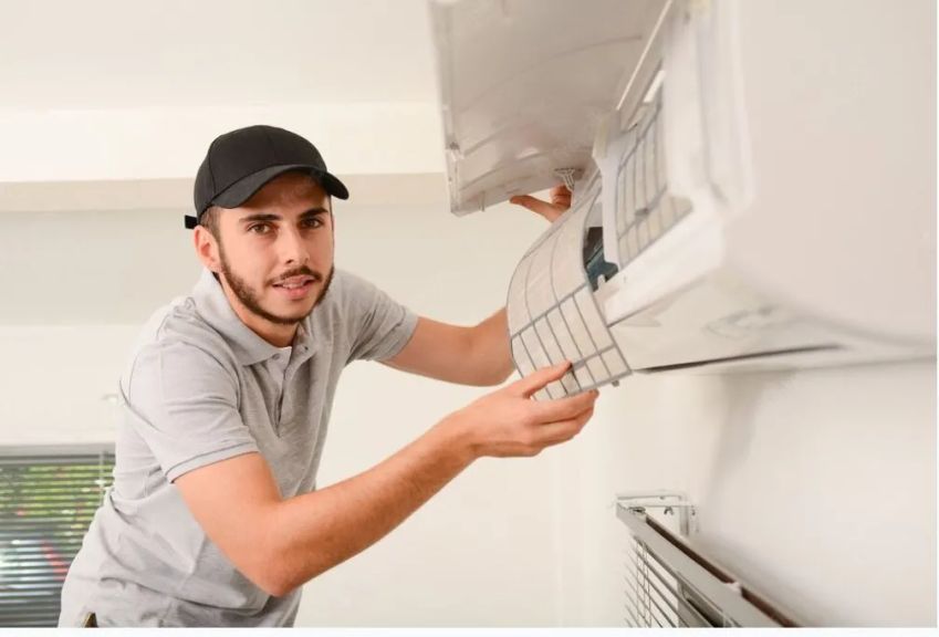 كيف تختار فني تكييف محترف في الكويت لصيانة وتصليح المكيفات؟ 97839061